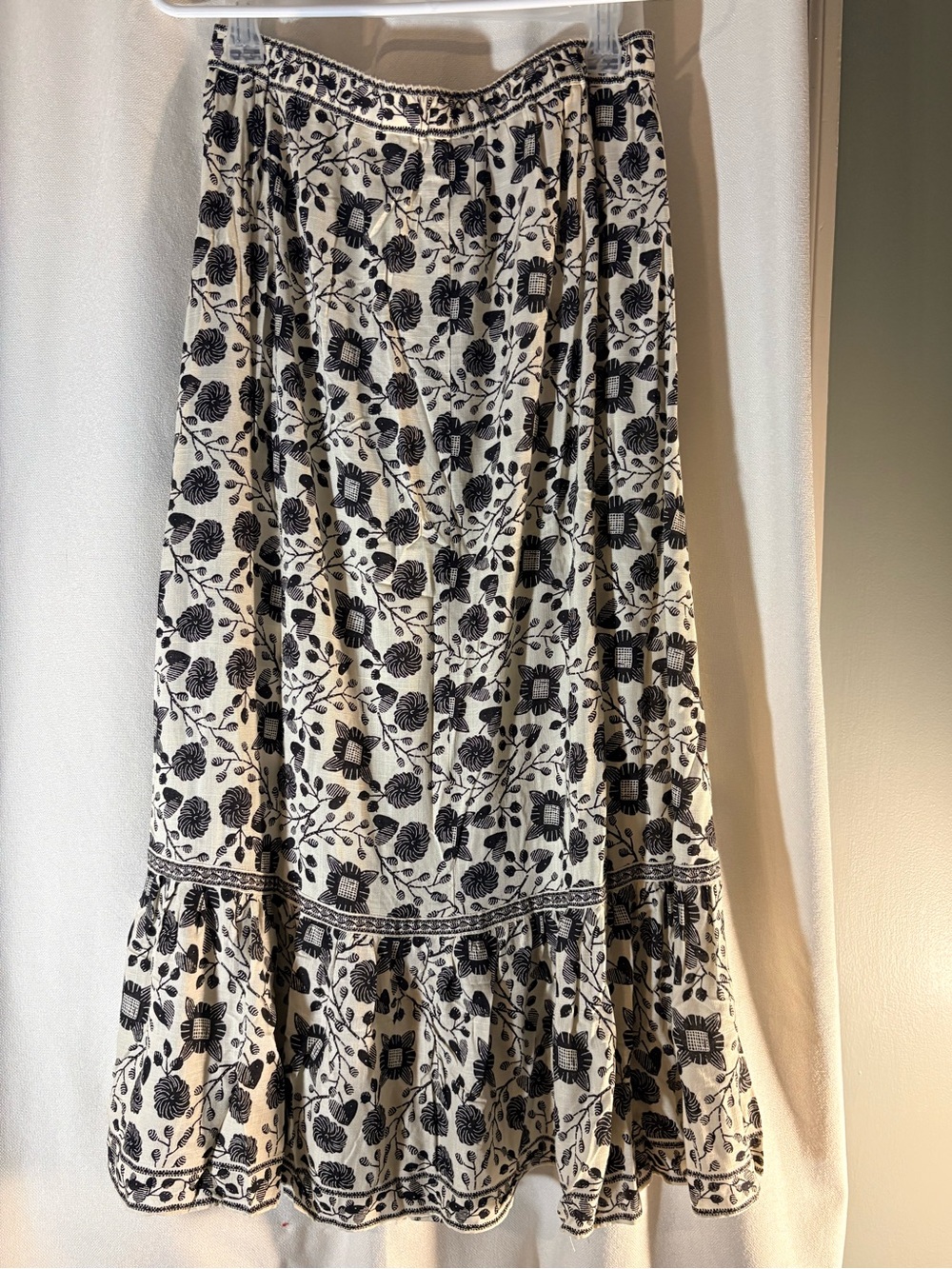 Cottagecore Boho Whimsy Black Floral Maxi Skirt with Black Heart 🖤Leaves NWT - Picture 3 of 7